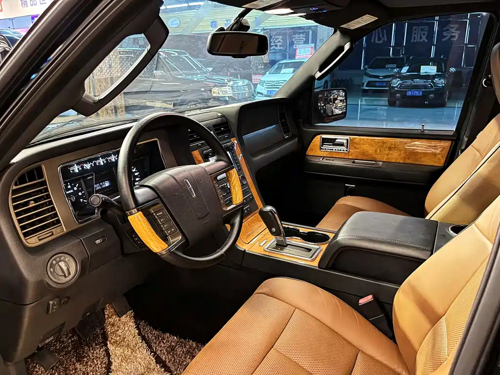 Lincoln Navigator 2016 5.4L