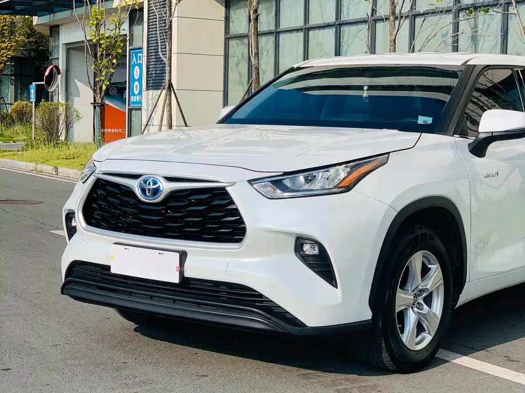 Toyota Highlander — миниатюра 9