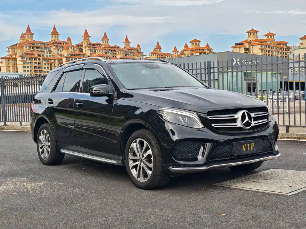 Mercedes-Benz GLE (Import) — миниатюра 3