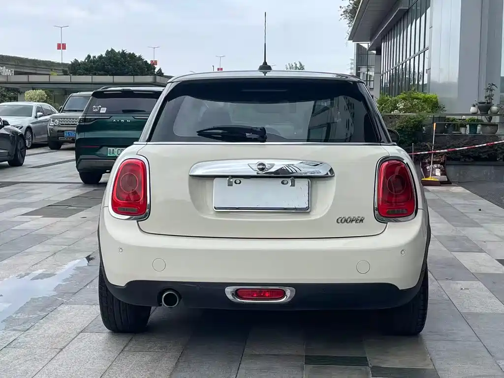 MINI Mini — миниатюра 8