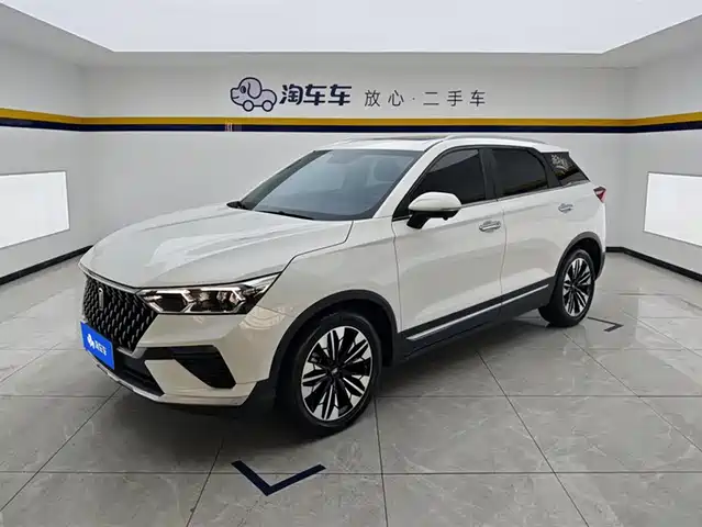 2022 Bestune T77