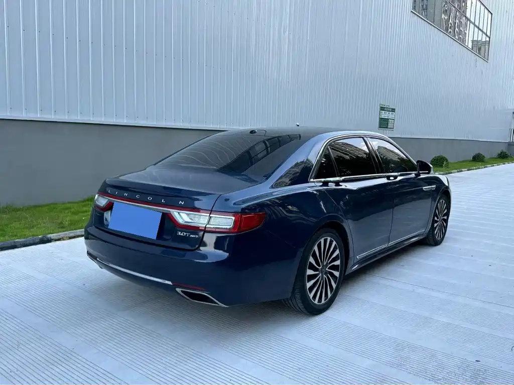 Lincoln Continental — миниатюра 6