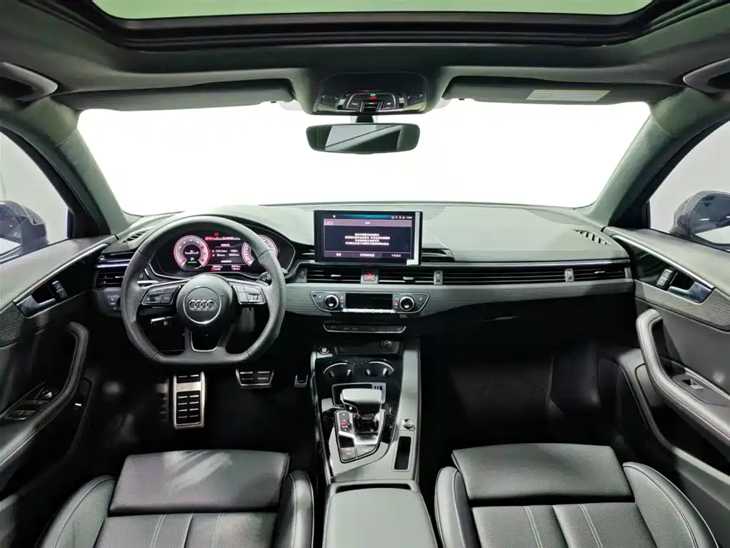 Audi A4L 2024 40 TFSI Luxury
