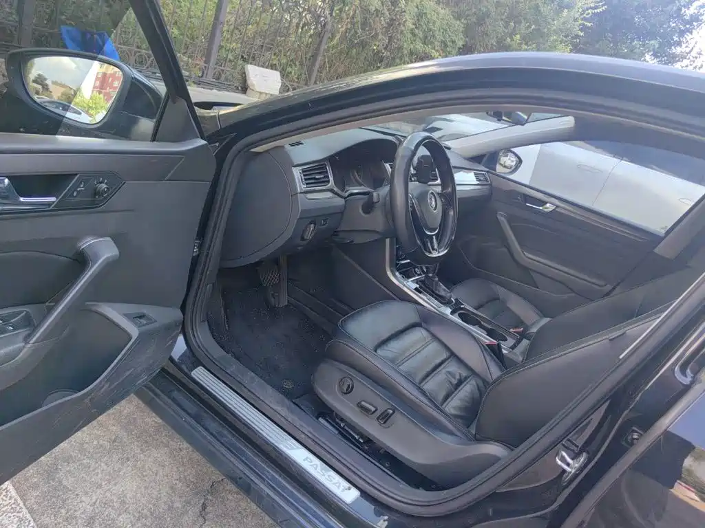 Volkswagen Passat — миниатюра 14