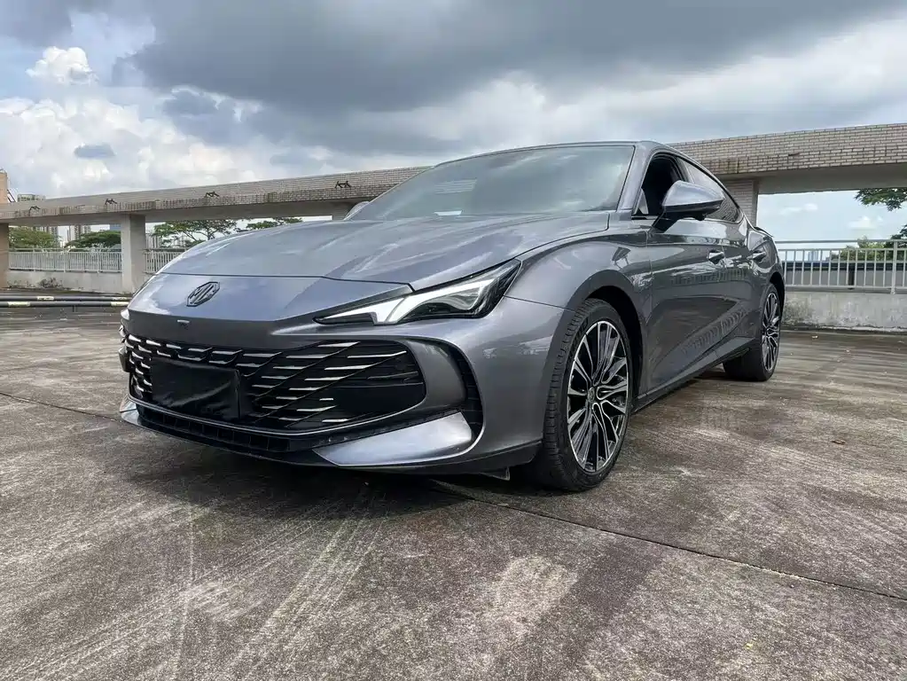MG MG7