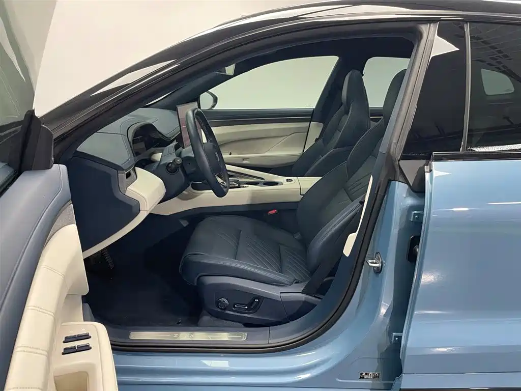 ZEEKR EXTREME KRYPTON 001