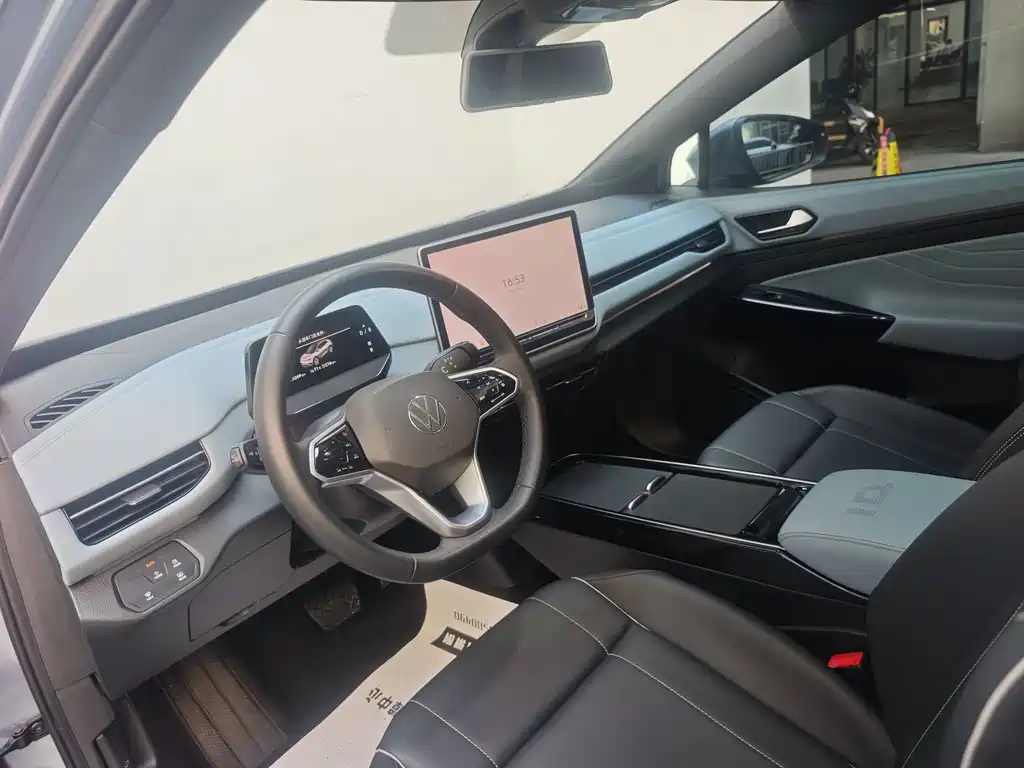 Volkswagen ID.4 X 2025 Smart