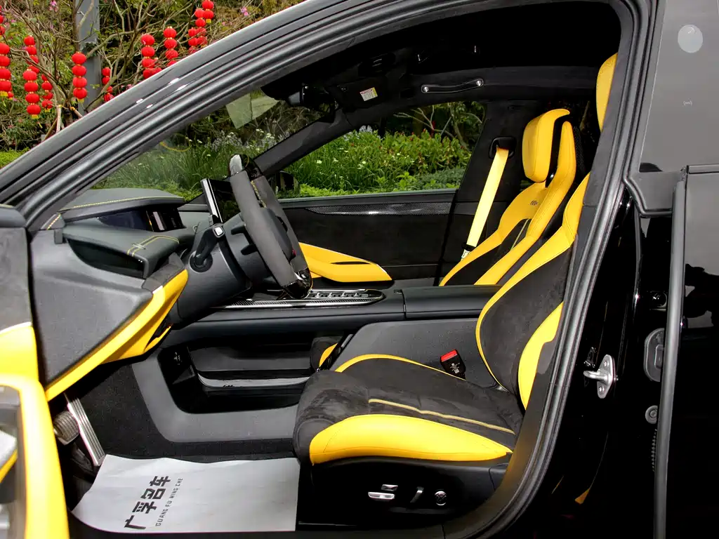 XIAOMI CAR XIAOMI SU7 ULTRA