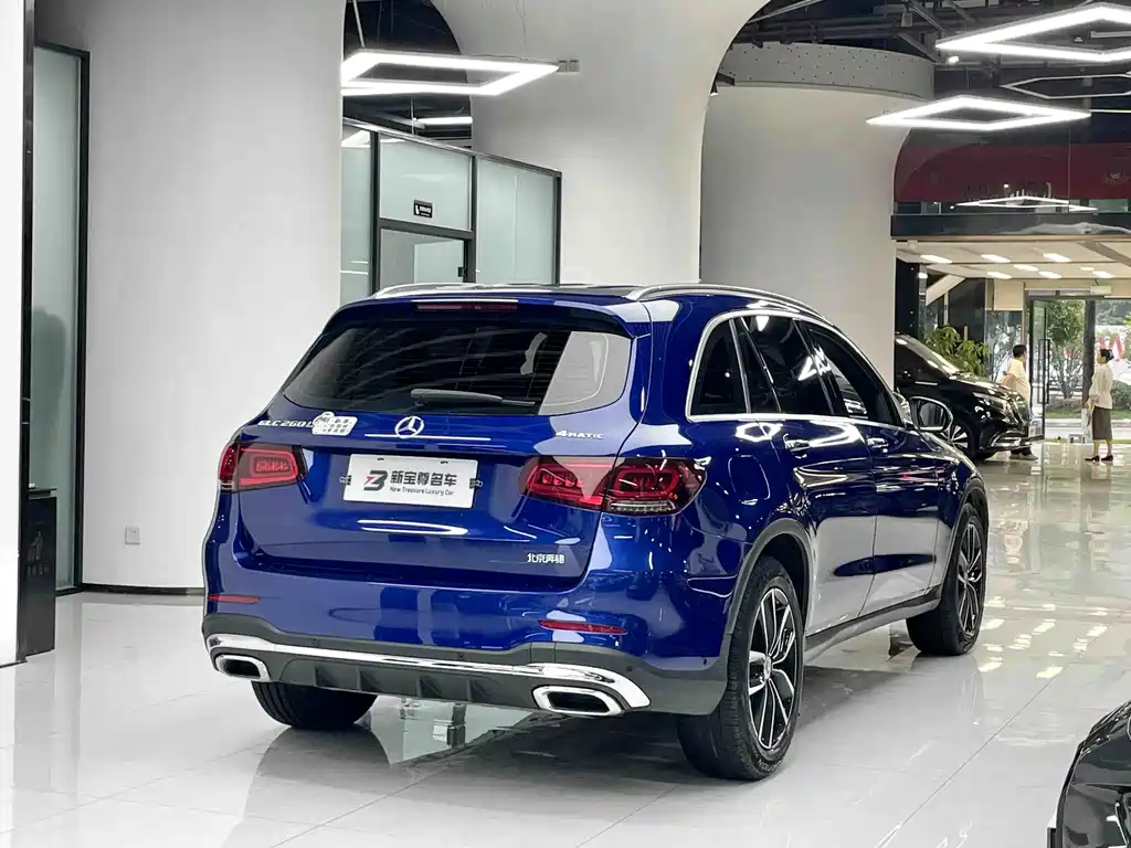 Mercedes-Benz GLC — миниатюра 12