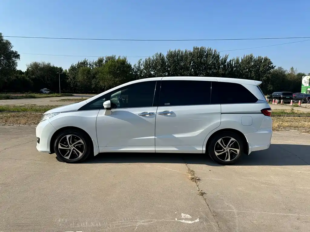 Honda Odyssey — миниатюра 7