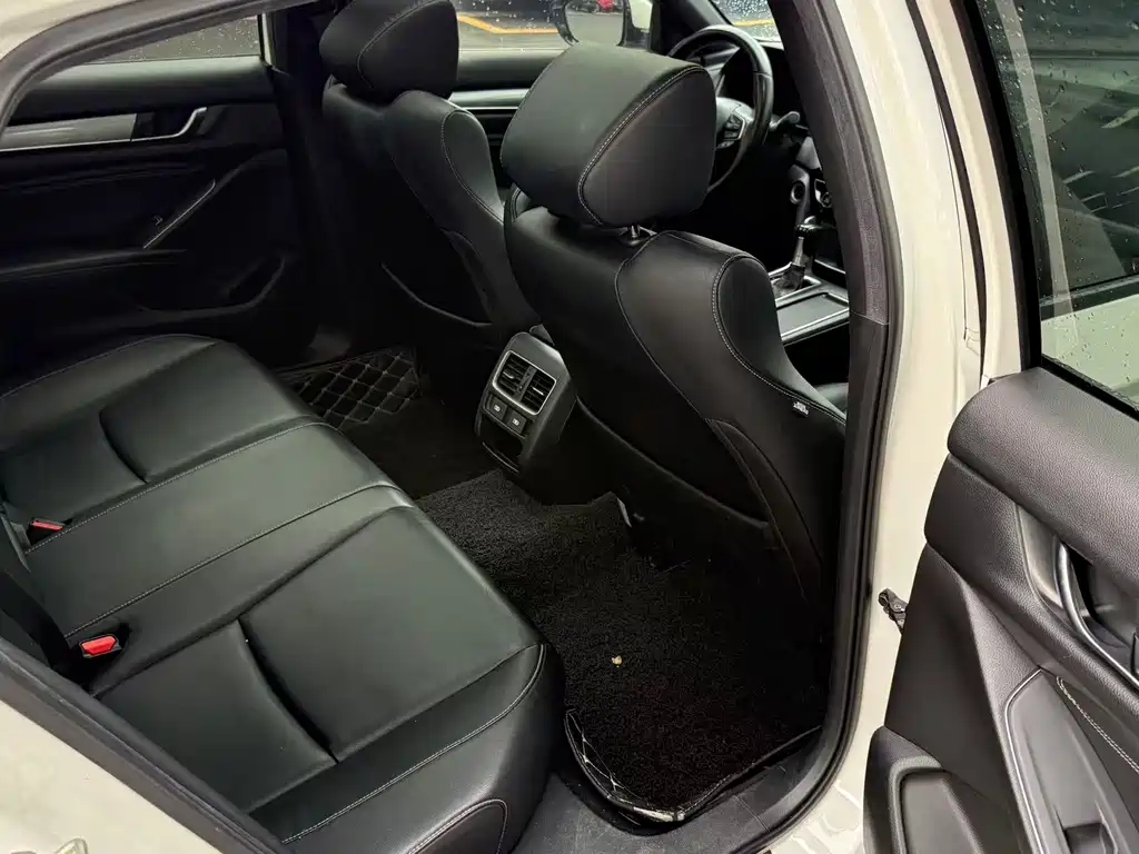 Honda Inspire — миниатюра 7