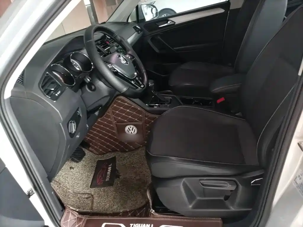 Volkswagen Tiguan L — миниатюра 15