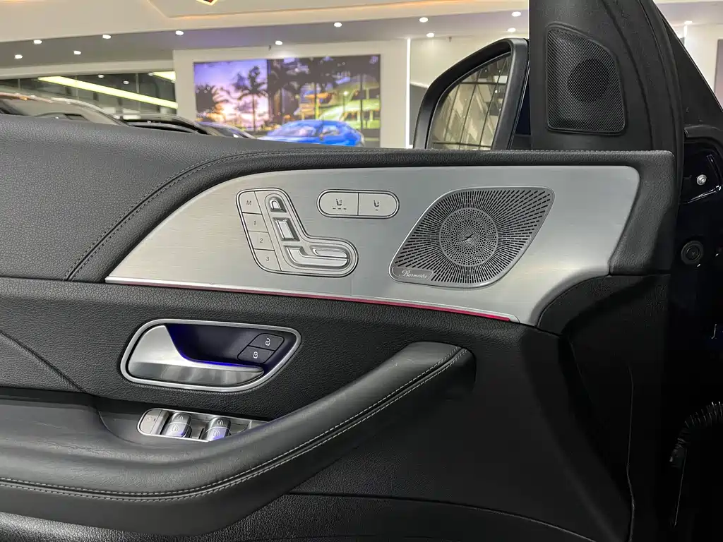 Mercedes-Benz GLE AMG — миниатюра 11
