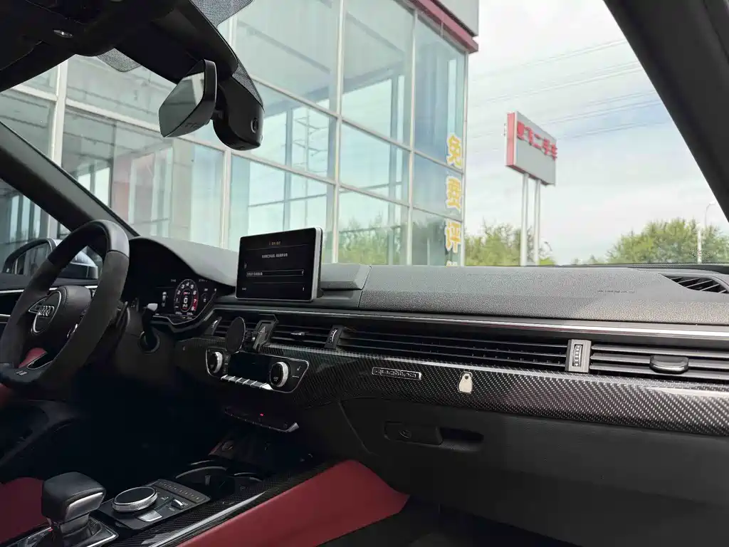 Audi S4 — миниатюра 11