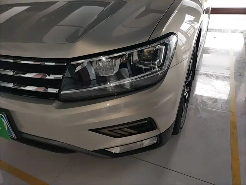 Volkswagen Tiguan L — миниатюра 24