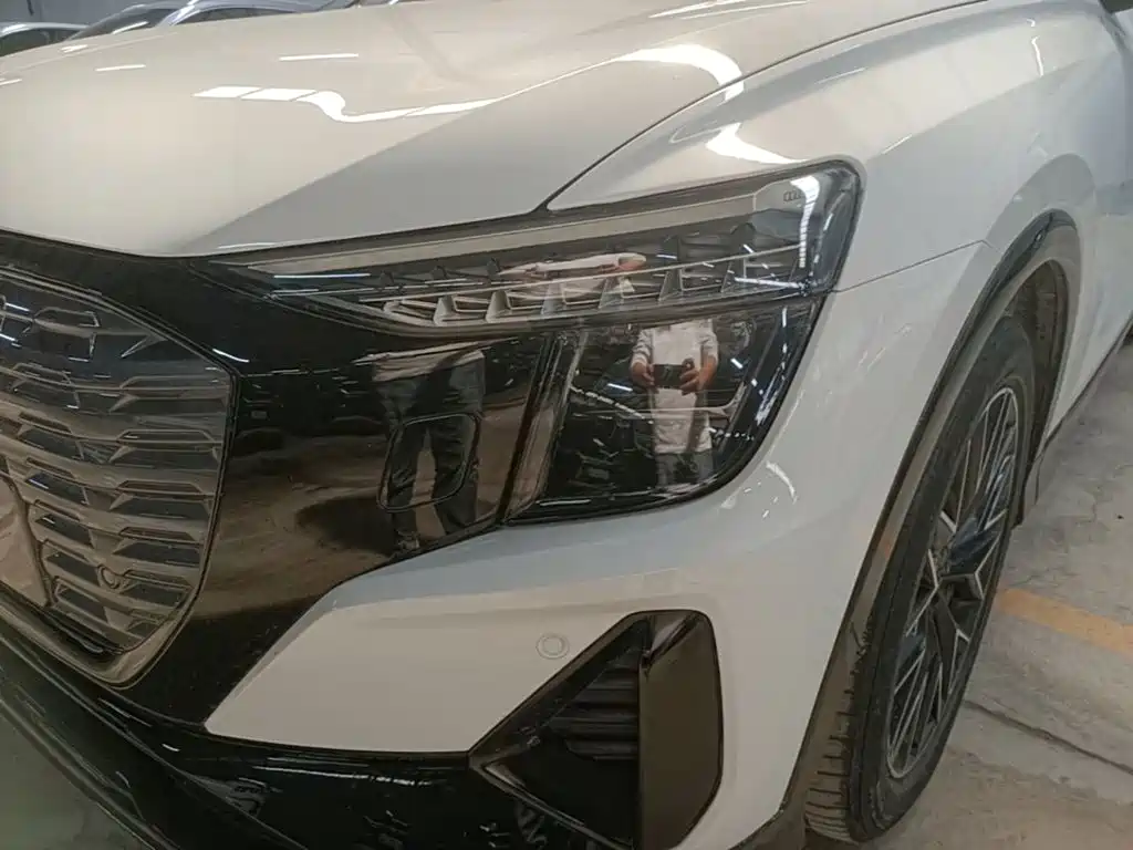 Audi Q5 e-tron — миниатюра 24