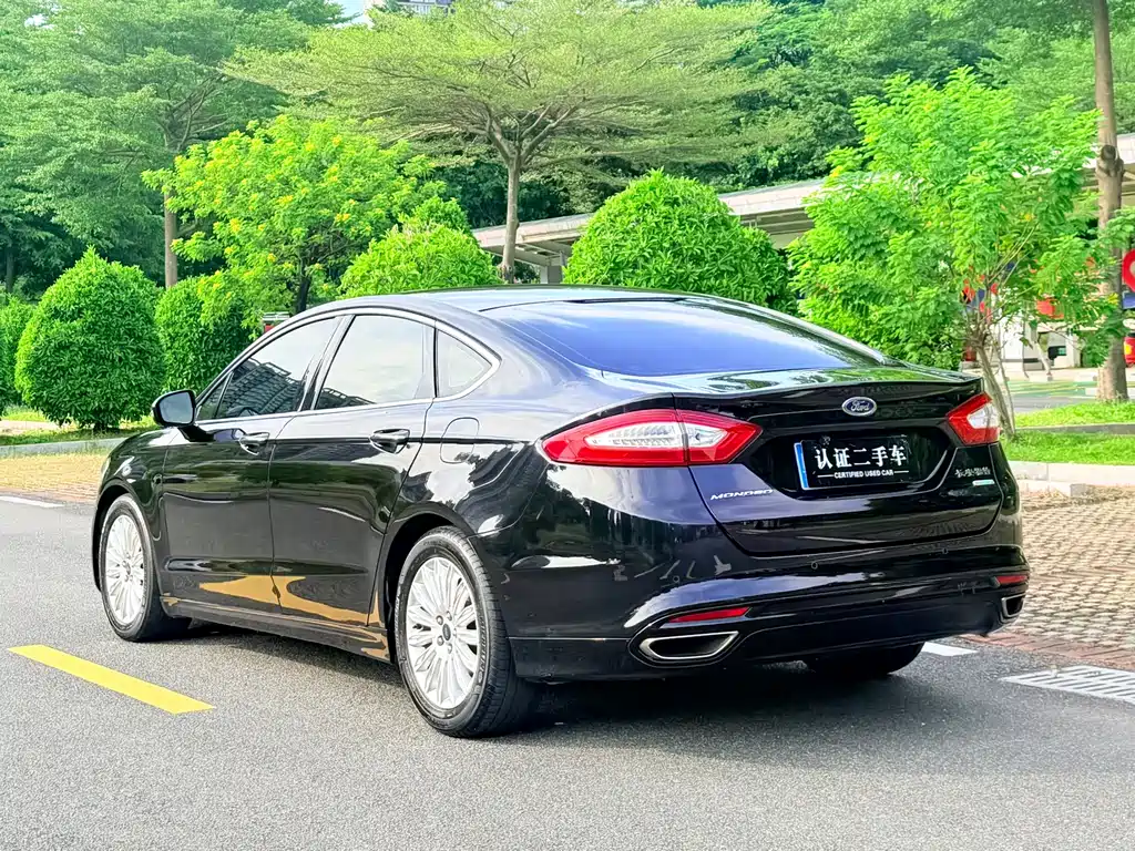 Ford Mondeo — миниатюра 6