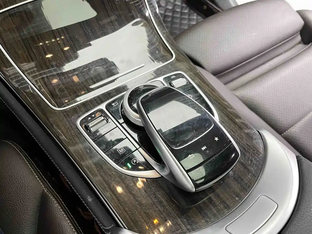 Mercedes-Benz GLC — миниатюра 17
