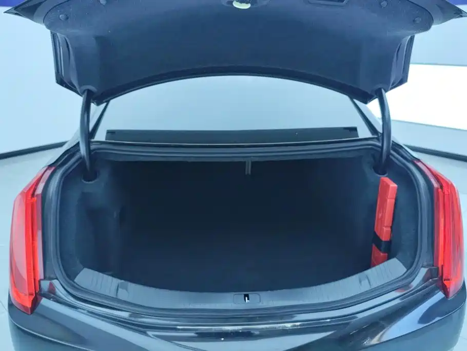 Cadillac XTS — миниатюра 4