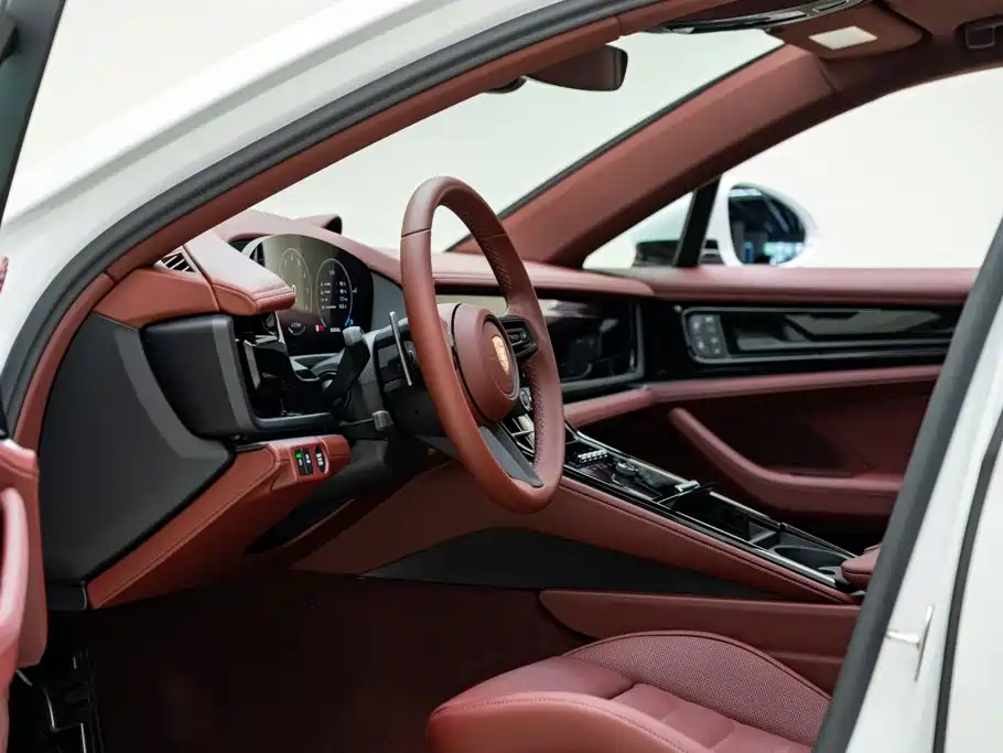 Porsche Panamera — миниатюра 9