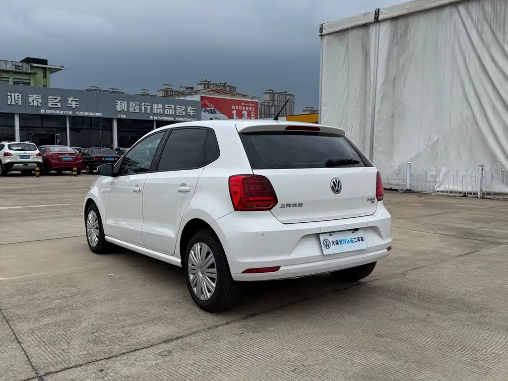 Volkswagen Polo — миниатюра 8
