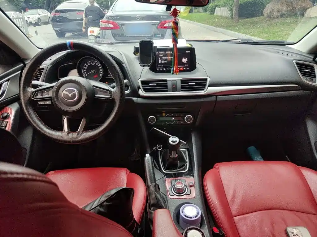 Mazda 3 Axela — миниатюра 13