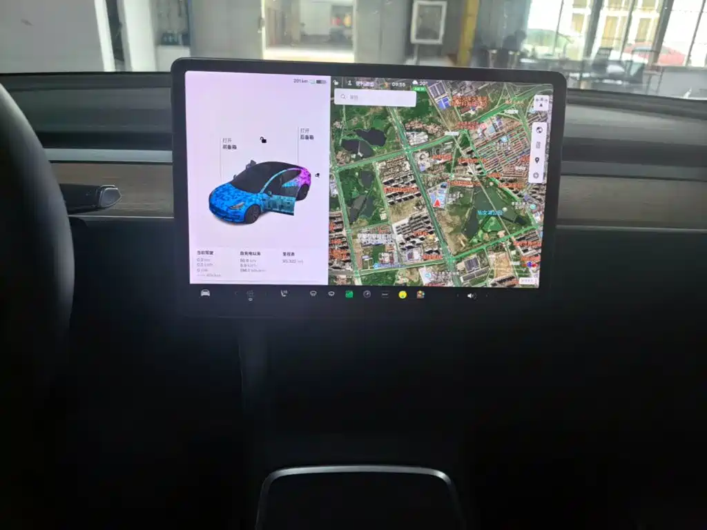 Tesla Model 3 — миниатюра 13
