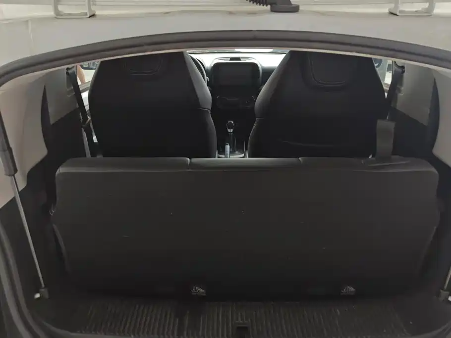 Roewe Clever — миниатюра 4