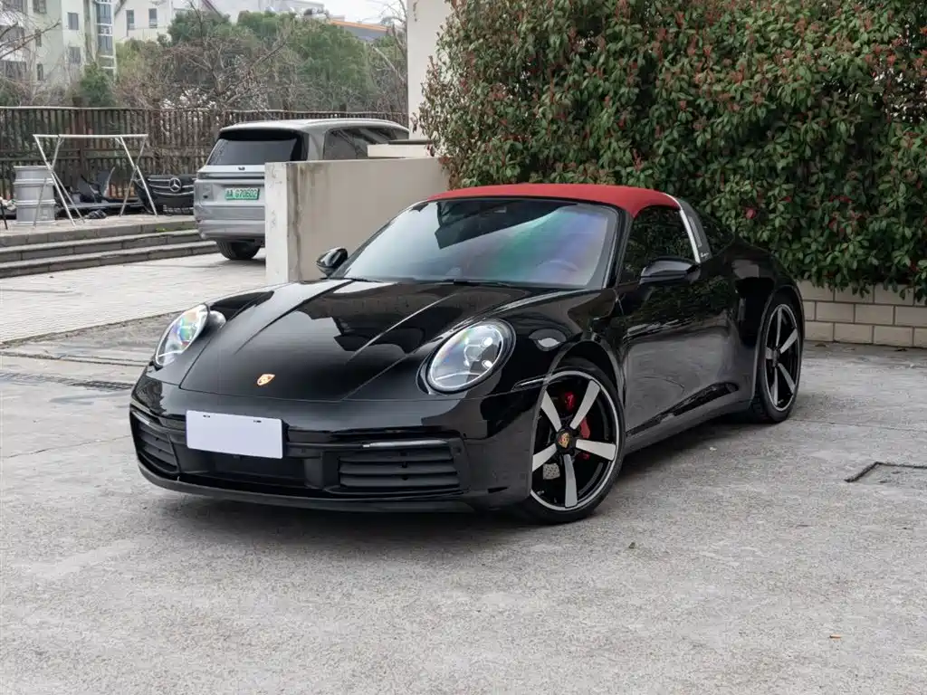 Porsche 911 2021
