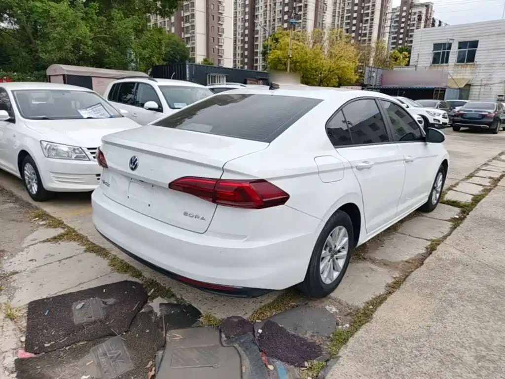 Volkswagen Bora — миниатюра 7