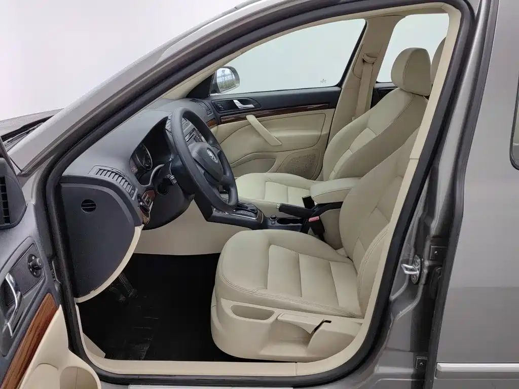Skoda Octavia — миниатюра 10