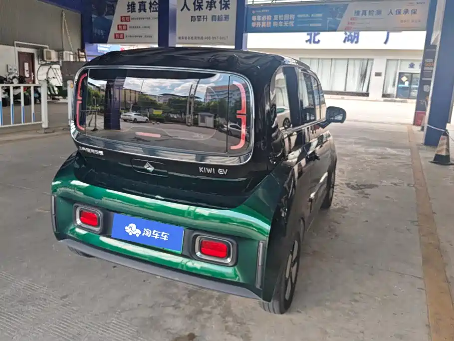 Baojun KiWi EV — миниатюра 3