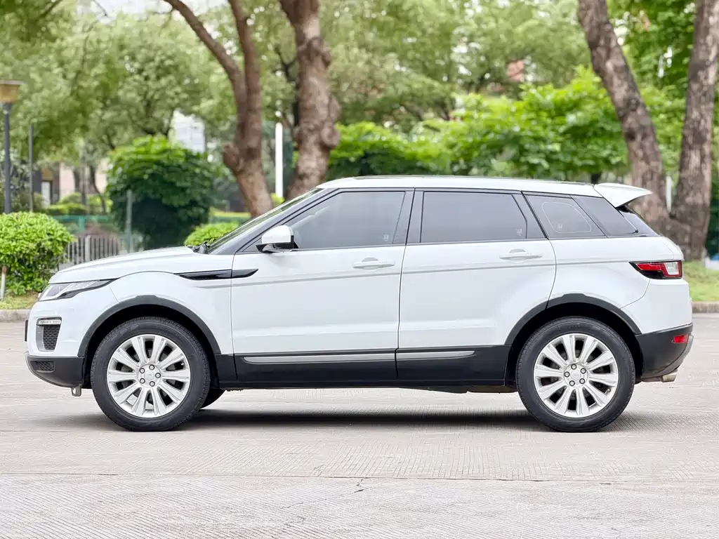 Land Rover Range Rover Evoque 2016 2.0T SE