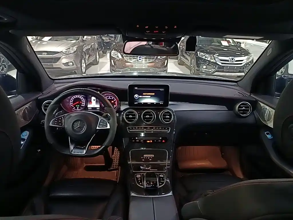 Mercedes-Benz GLC AMG — миниатюра 10