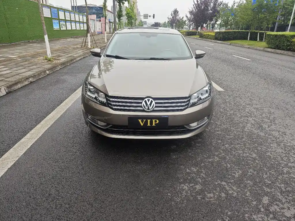 Volkswagen Passat 2011