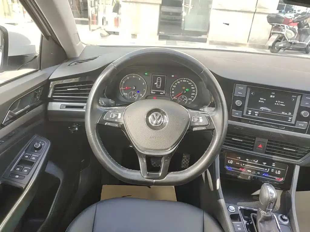 Volkswagen Bora — миниатюра 11