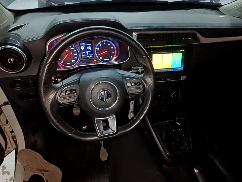 MG ZS — миниатюра 10