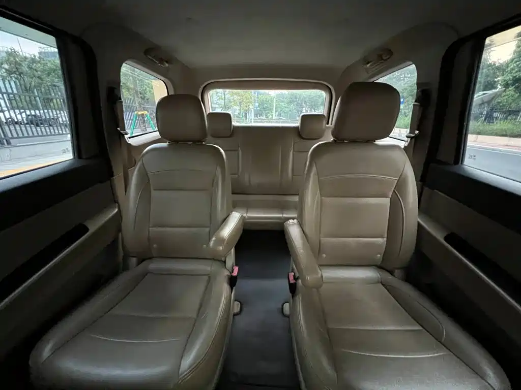 Wuling Hongguang — миниатюра 28