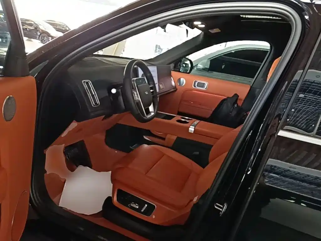 Li Auto Li L8 — миниатюра 16