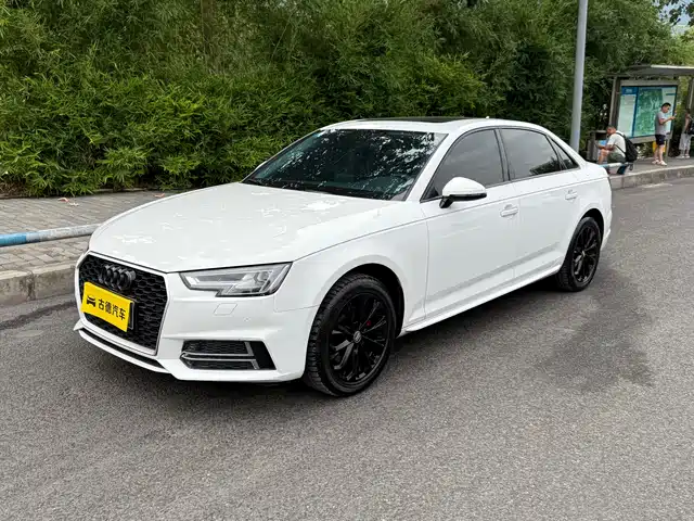AUDI  A4L 2019
