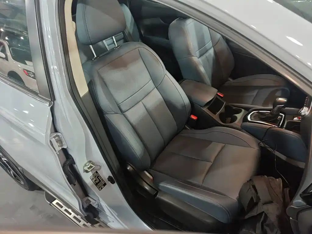 Nissan Qashqai — миниатюра 25