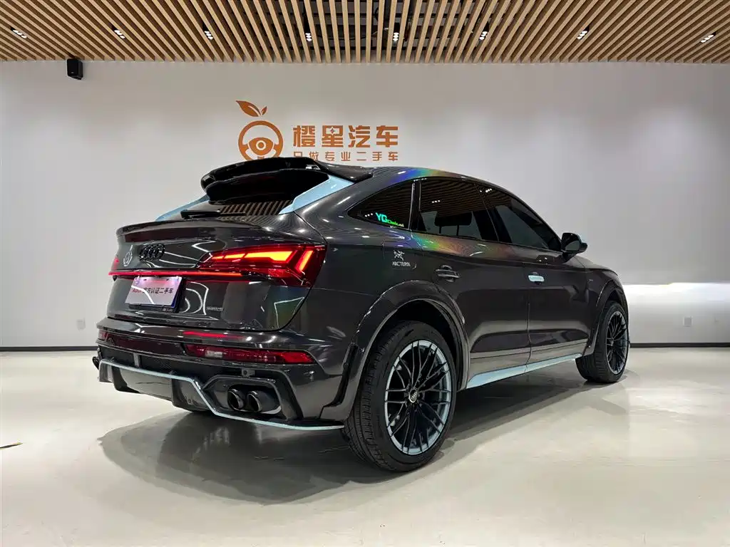 AUDI Q5L SPORTBACK