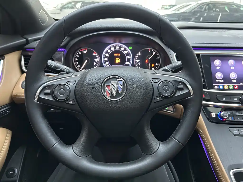Buick LaCrosse — миниатюра 21