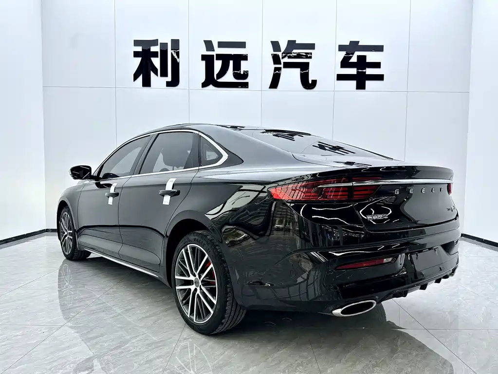 Geely Preface 2023 — фото 17