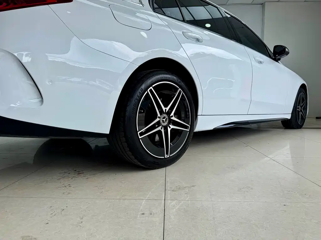 Mercedes-Benz C-Class — миниатюра 20