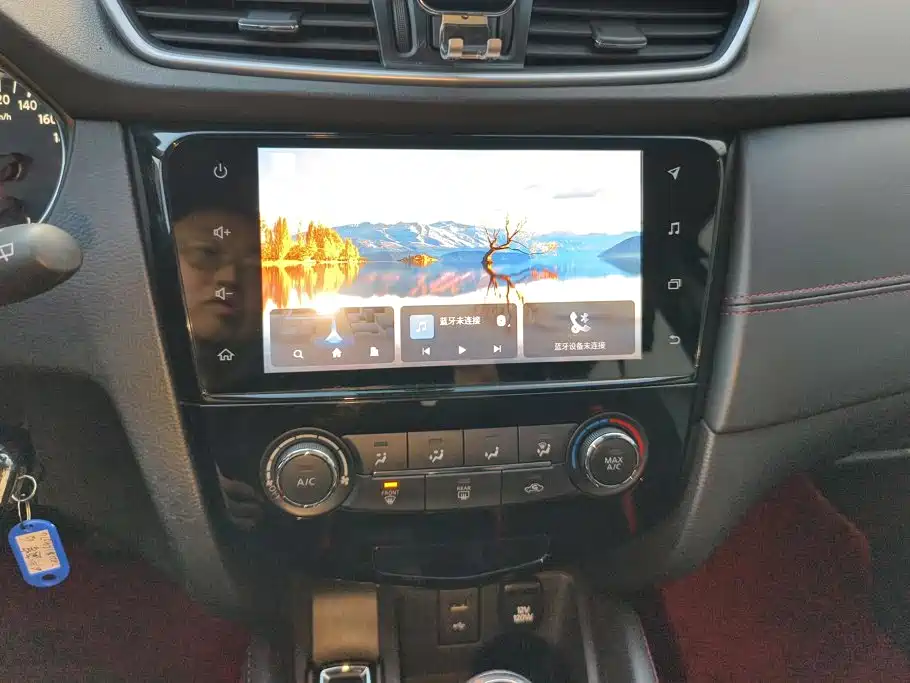 Nissan Qashqai — миниатюра 13