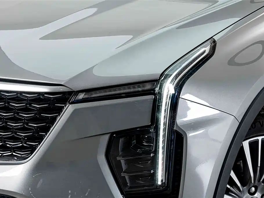 Cadillac XT4 — миниатюра 4