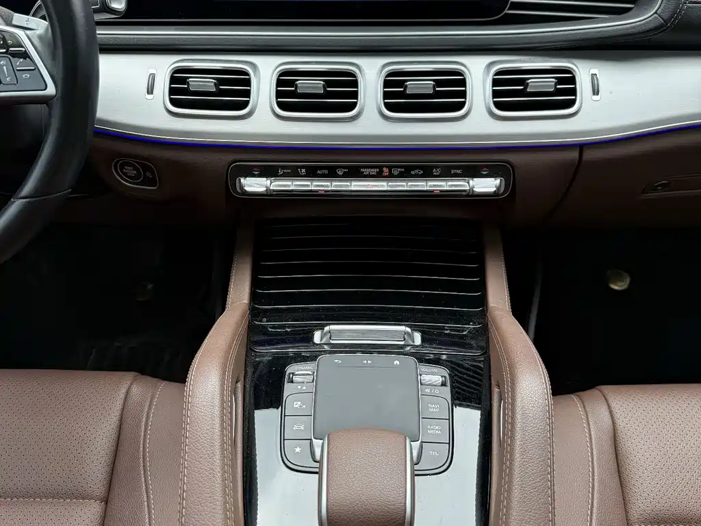 Mercedes-Benz GLS — миниатюра 18
