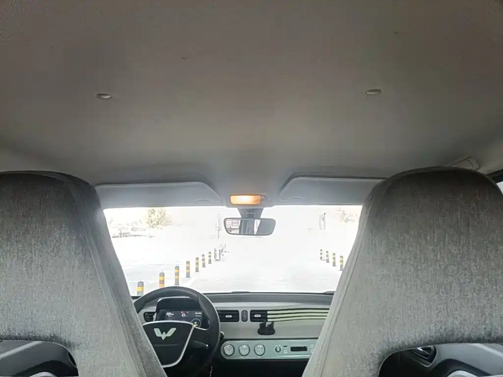 Wuling MINIEV — миниатюра 18