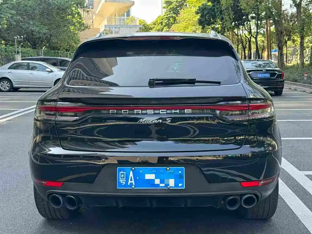 Porsche Macan — миниатюра 5